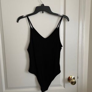 AE V-Neck Bodysuit: Never Worn!!